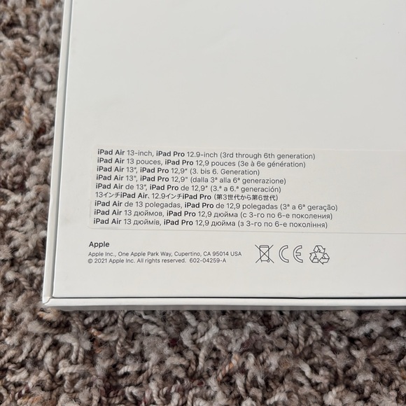 Apple Magic Keyboard for 12.9" iPad Pro 3rd 4th 5th 6th Gen - Black - MJQK3LL/A - Picture 3 of 6